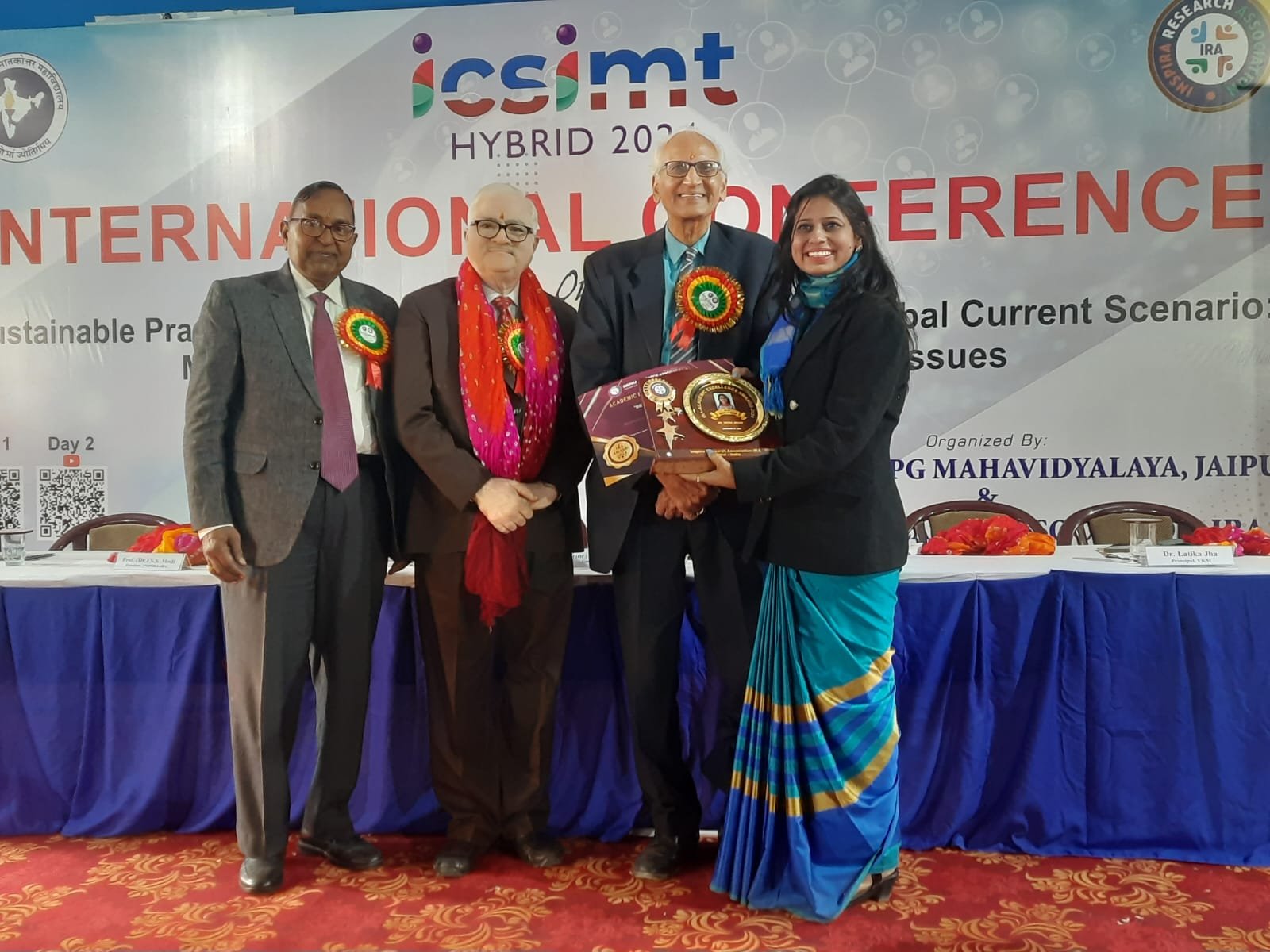 अंतरराष्ट्रीय संगोष्ठी में डॉ. रीना आनंद को “सर्वश्रेष्ठ लाइब्रेरियन पुरस्कार 2024” का सम्मान