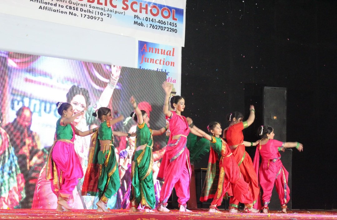 “अतुल्य भारत” में स्टूडेंट्स ने दिखाया सांस्कृतिक वैभव….